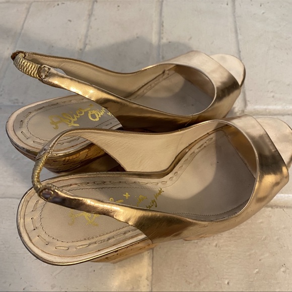 ALICE + OLIVIA Open Tote Wedge Size 40.5 Pale Gold - Picture 6 of 10